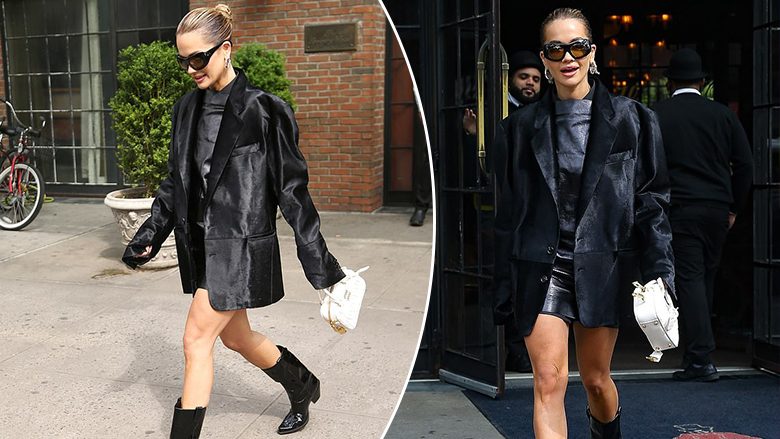 Rita Ora duket elegante në të zeza, ndërsa del nga një hotel në New York