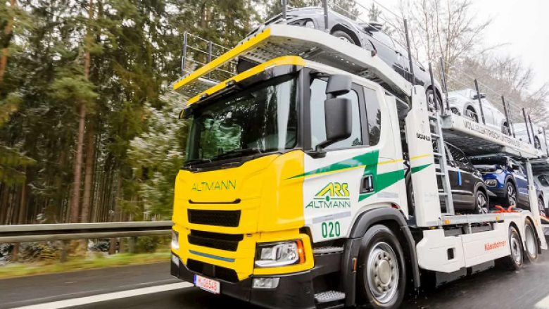 Scania lanson transportuesin e parë elektrik për makina, me një kapacitet prej tetë veturash