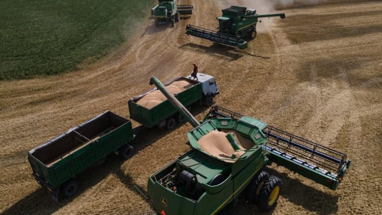 BE përgatit 100 milionë euro kompensim për fermerët e prekur nga importet e grurit ukrainas