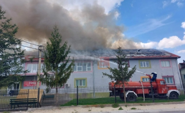 Shpërthen zjarr në një fabrikë të tekstilit në Prilep