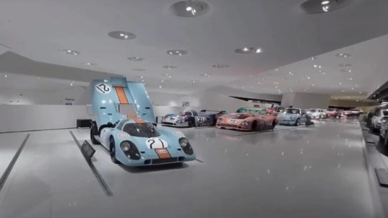 Shihni se si duket muzeu i Porsche