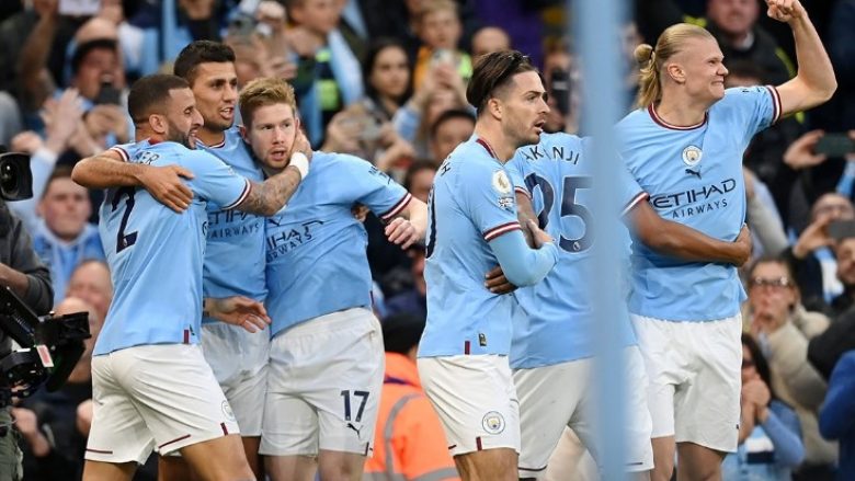 Manchester City shkon në pushim me dy gola epërsi