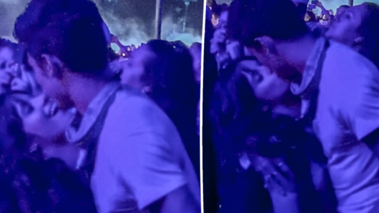 Një vit pas ndarjes – Camila Cabello dhe Shawn Mendes shihen duke shkëmbyer puthje në buzë me njëri-tjetrin