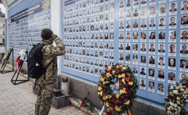 Mbi shtatë mijë ushtarë ukrainas konsiderohen të zhdukur