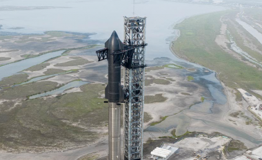 Raketa më e madhe në botë Starship nga SpaceX do të lansohet për në orbitë më 17 prill
