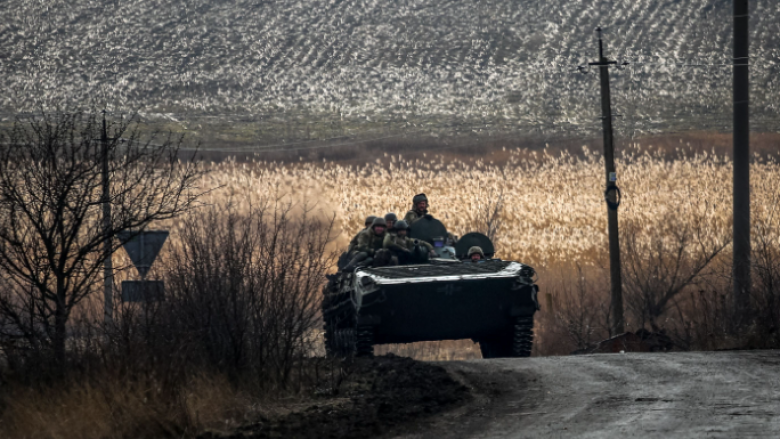 Lufta në Ukrainë mund të zgjasë me dekada, pretendimi i aleatit të Putinit