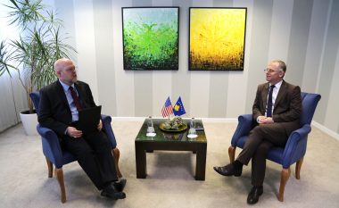 Bislimi takohet me ambasadorin Hovenier – Qeveria do të nisë një fushatë informimi për qytetarët pas liberalizimit të vizave