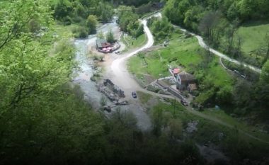 Banjat e Tetovës: Radhë qytetarësh për të mbushur ujë