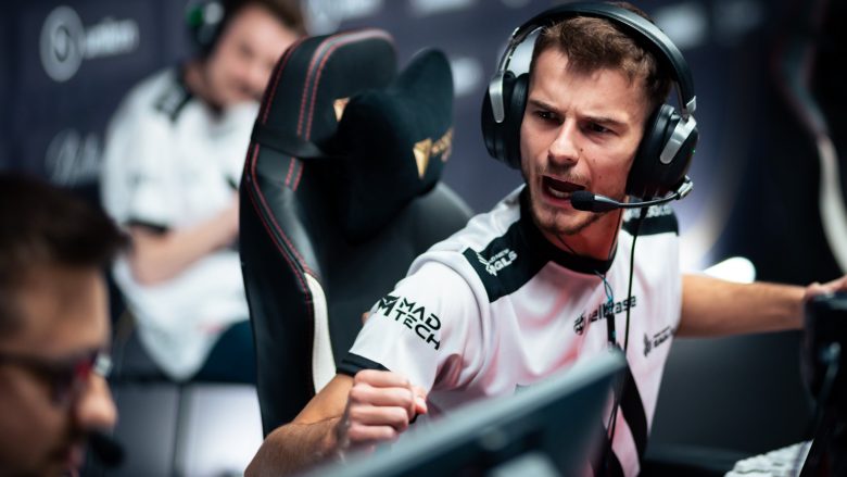 Bad News Eagles mposhtin ekipin Apeks, tani një fitore larg kualifikimit në Majorin e CS:GO në Paris