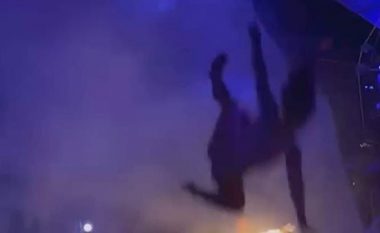 Balerina në festivalin “Coachella” rrëzohet nga lartësia gjatë performancës