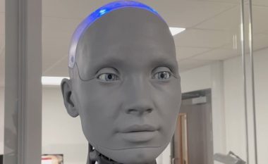 Roboti Ameca përgjigjet me mimika pothuajse njerëzore të fytyrës