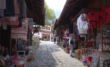 Kruja drejt turizmit gjithëvjetor, historia e Skënderbeut, kalaja dhe qyteti po tërheqin vizitorë të shumtë