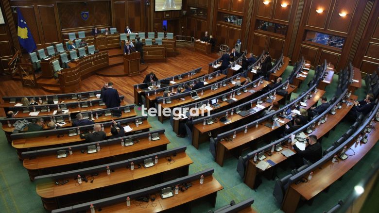 Kuvendi s’ka kuorum, shtyhet votimi rezolutës për KEK-un