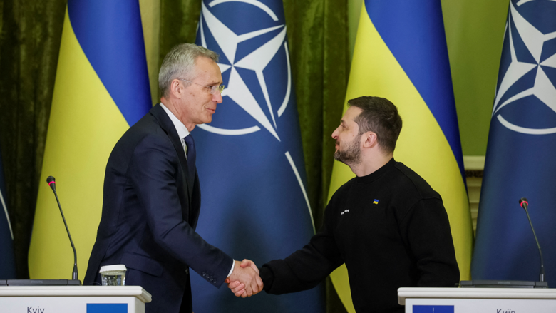 Stoltenberg nga Kievi: Ukraina e meriton të jetë pjesë e NATO-s