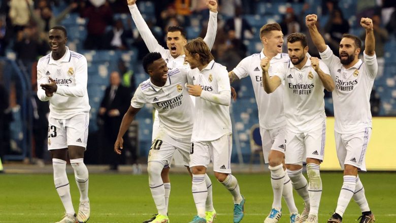 Real Madridi siguron rinovimin e kontratës me yllin e ekipit, katër të tjerë ende në pritje