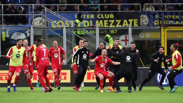 Interi vazhdon formën e tmerrshme në Serie A, mposhtet në shtëpi nga Monza