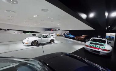 Shihni se si duket Muzeu i veturave Porsche në Shtutgart nga perspektiva e një droni