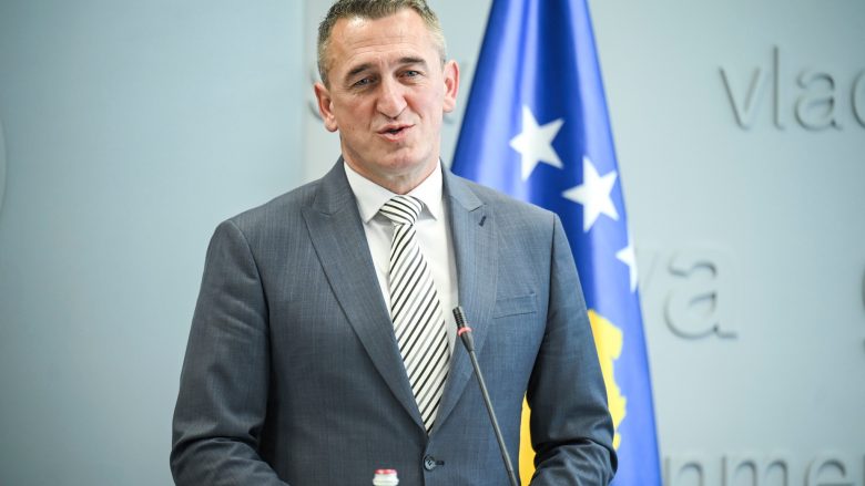 Rashiq: Presioni në veri shumë i madh, serbët e Kosovës po keqpërdoren nga një regjim autokratik