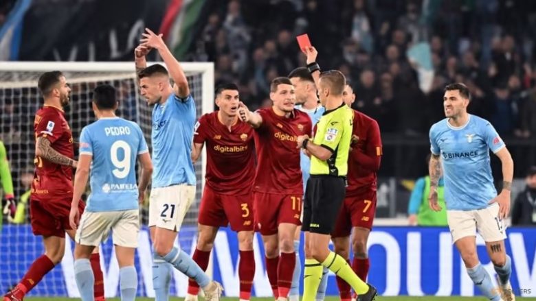 Bastisën zyrat e Romës dhe Lazios, mbivlerësuan lojtarët nga 30 deri në 50 për qind