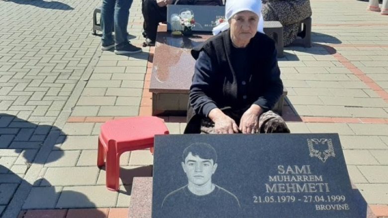 Serbët ia vranë djalin, burrin dhe tre vëllezërit, nëna rrëfen tmerrin që ndodhi në Mejë