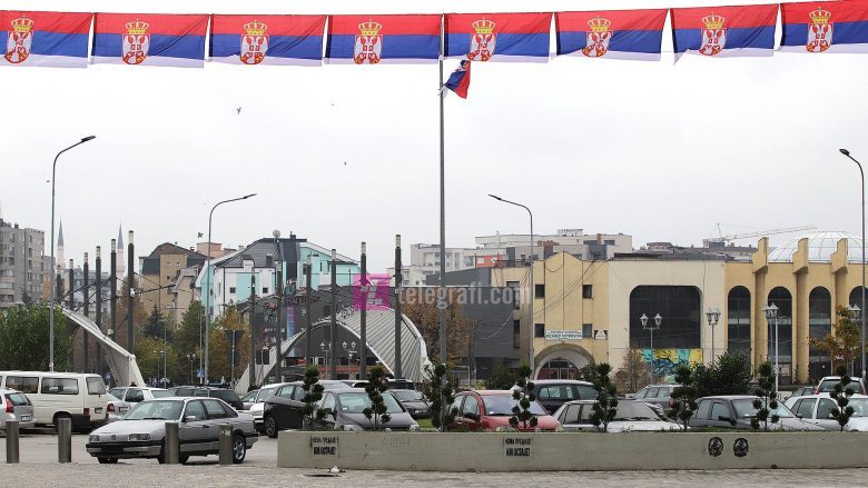 Digjen edhe tri vetura në veri të vendit, Vela: Strukturat ilegale të Serbisë po përdorin taktika kriminale dhe terrorizuese