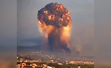 Ushtria ruse vazhdon sulmet mbi qytetet ukrainase, godet fabrikën e raketave – nga shpërthimi u plagosën 30 civilë