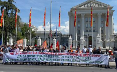 KSL protestoi në Shkup, “Qebapë për punëtorët, biftek për Qeverinë”