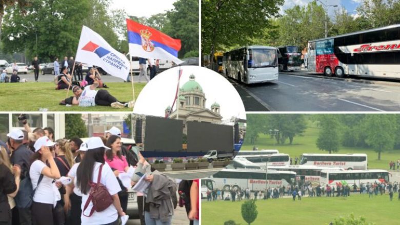 Vuçiq organizon tubim kundër protestave masive të qytetarëve të pakënaqur në Serbi