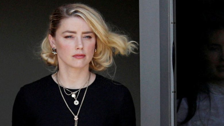 Amber Heard braktis Hollywoodin për një jetë të re në Madrid