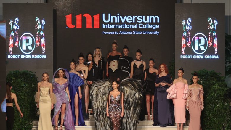 Studentët e Departamentit Dizajn Mode në Uni Universum International College mahnitën publikun me kreacionet e tyre në Prishtina Fashion Night
