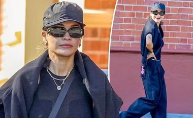 Rita Ora duket plot stil në një tjetër dalje në Sydney