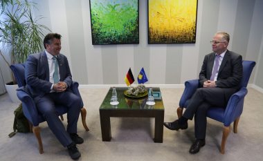 Bislimi takon deputetin Mijatoviq, vlerësohet lart roli i Gjermanisë si partner kyç i Kosovës