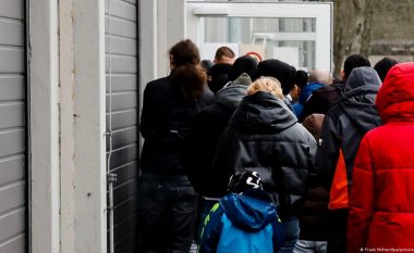Përplasje për azilkërkuesit para samitit të posaçëm të qeverisë gjermane me landet
