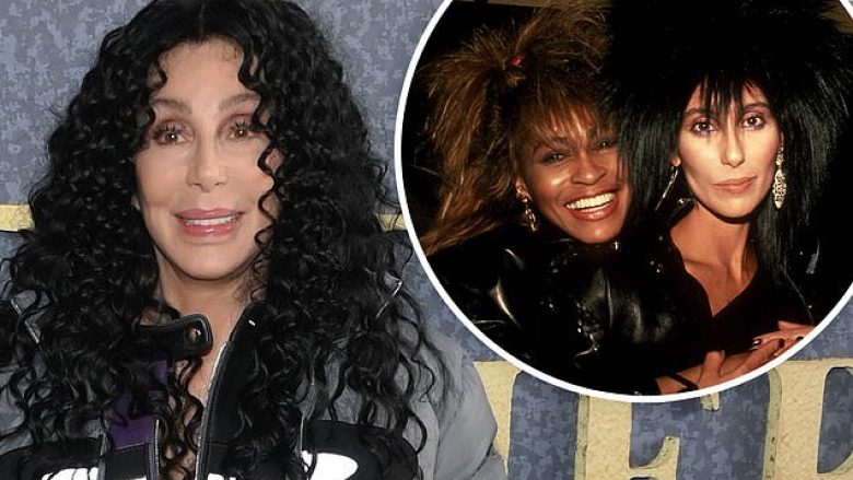 Mikesha të ngushta – Cher kujton takimin e fundit dhe dhuratën e veçantë të Tina Turner