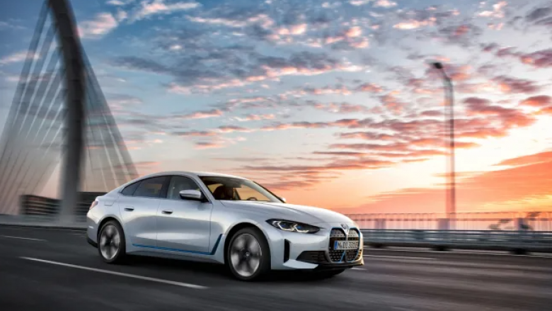 BMW prezanton tre automjete të reja elektrike si pjesë e linjës së verës 2023