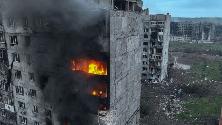 Ukraina thotë se Rusia ka ngadalësuar sulmet në Bakhmut