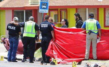 Aksidenti që la tetë të vdekur, dëshmitarët përshkruajnë përplasjen e tmerrshme të një veture me njerëzit që po prisnin në një stacion autobusi në Teksas