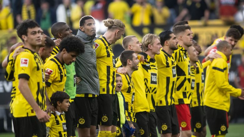 Sot vendoset titulli në Gjermani, futbollistët dhe trajneri i Dortmund me super premio nëse marrin trofeun