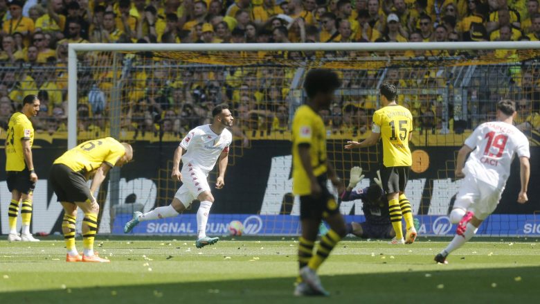 Notat e lojtarëve, Borussia Dortmund 2-2 Mainz: Lojtarët që ia humbën titullin ‘milionerëve’