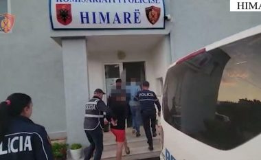 Kanabis për turistët në Himarë, arrestohen dy të rinj nga Tirana