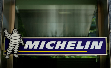 Michelin, prodhuesi francez i gomave i shet aksionet e saj në Rusi