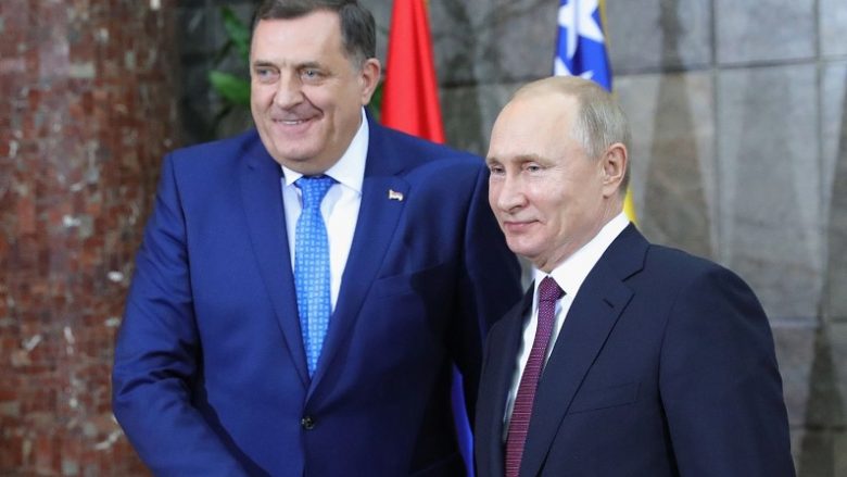 Dodik pas fjalimit në tubimin e Vuçiqit, tregon se çka foli me Putinin në Moskë