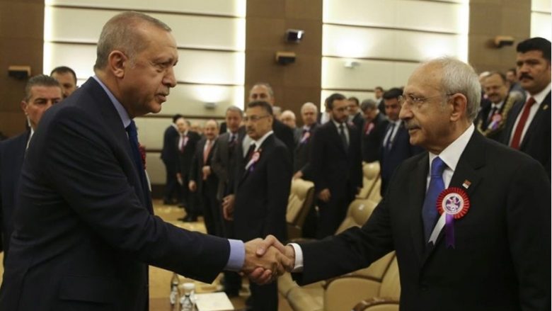 Kılıçdaroglu humb imunitetin, ai mund të përfundojë në gjykatë për fyerjet ndaj Erdoganit