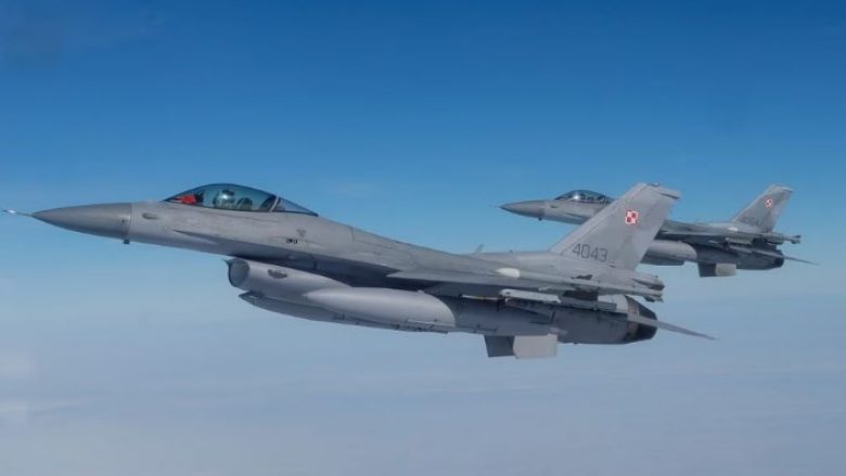 Rusia “ka një pyetje” për SHBA-në dhe aleatët e saj në NATO rreth furnizimit të Ukrainës me aeroplanë luftarakë F-16