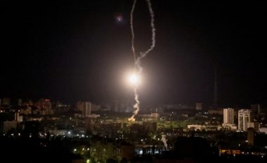 Ukraina thotë se në vetëm një natë ka rrëzuar gjashtë raketa për të cilat Rusia mburrej se ishin “të pandalshme”