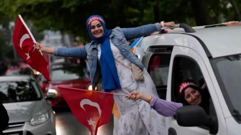 Liderët botërorë urojnë Erdoganin për fitoren në zgjedhje