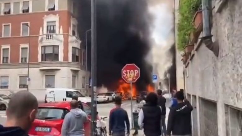 Një furgon që transportonte depozita oksigjeni shpërtheu në zemër të Milanos, shumë makina përfshihen nga zjarri – raportohet për të lënduar