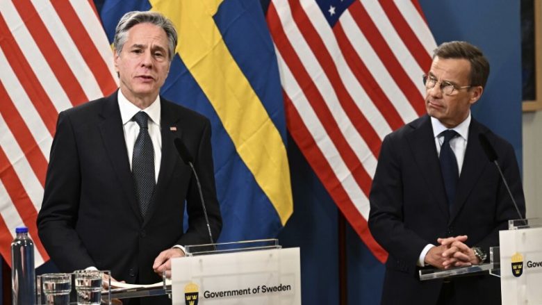 Blinken i kërkon Turqisë të miratojë pranimin e Suedisë në NATO