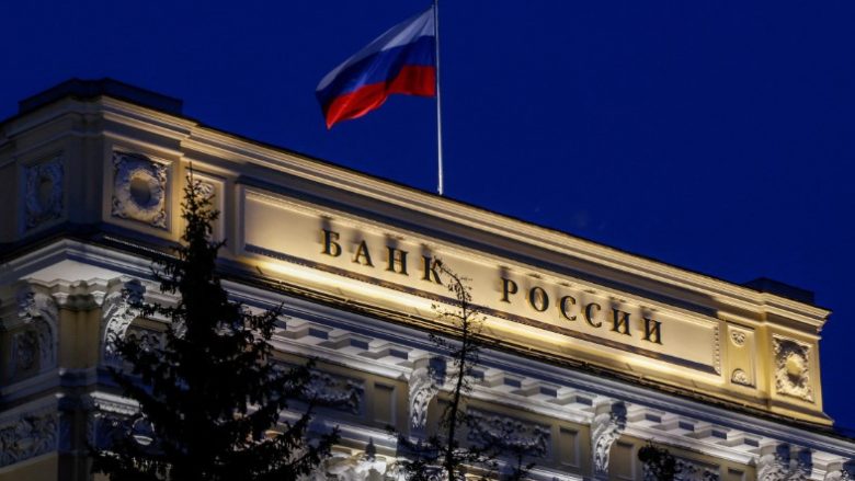 BE bllokoi rezervat e bankës qendrore ruse në vlerë të 200 miliardë eurove