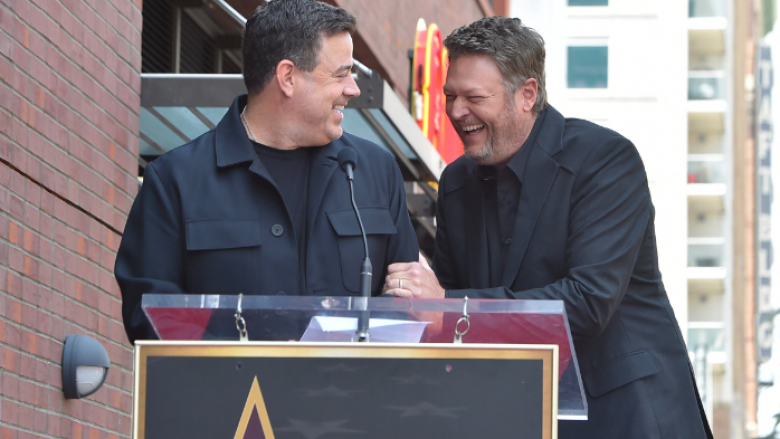 Këngëtari Blake Shelton nderohet me yllin e “Hollywood Walk of Fame”